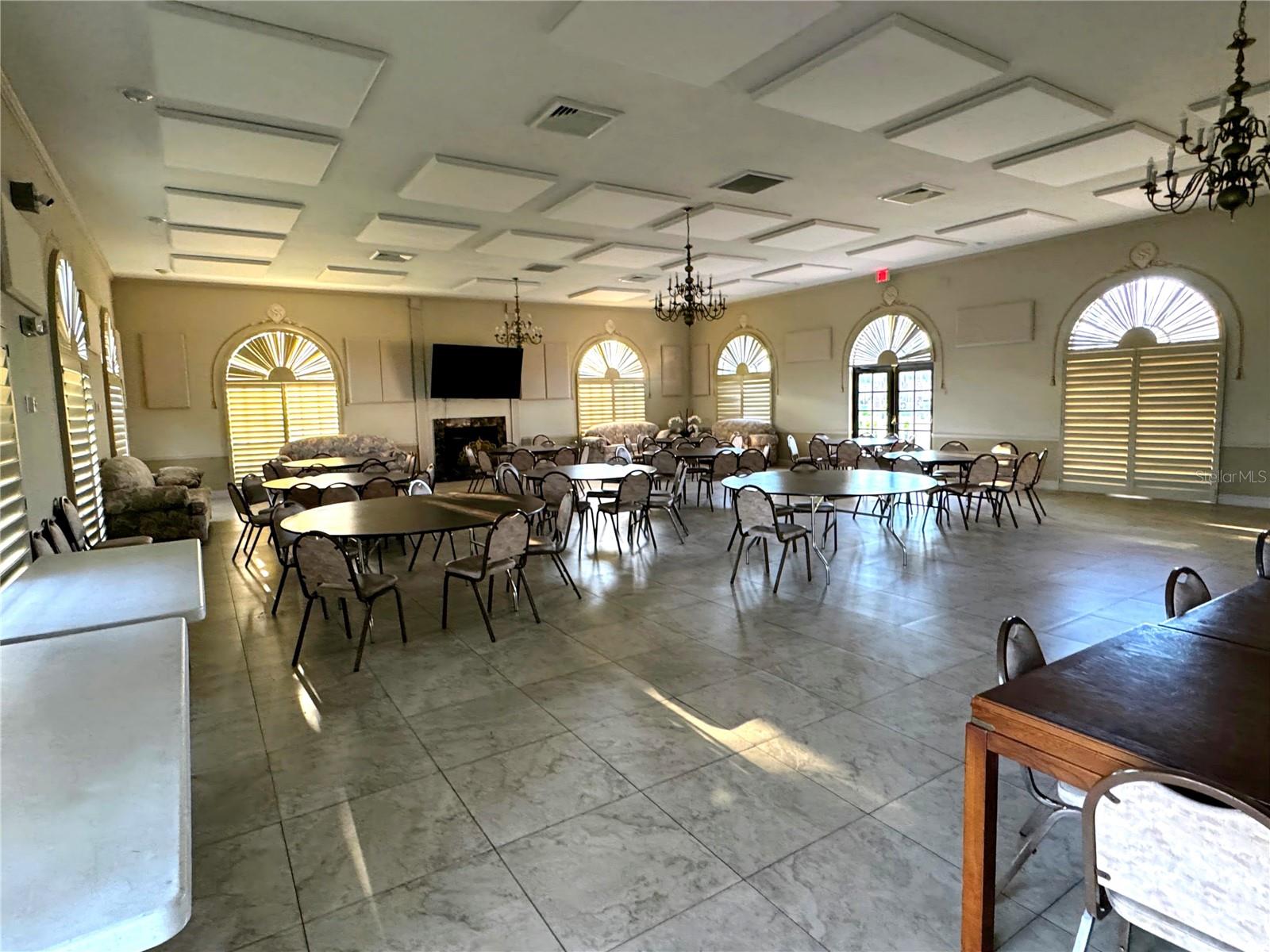 SILVER SANDS - Residential