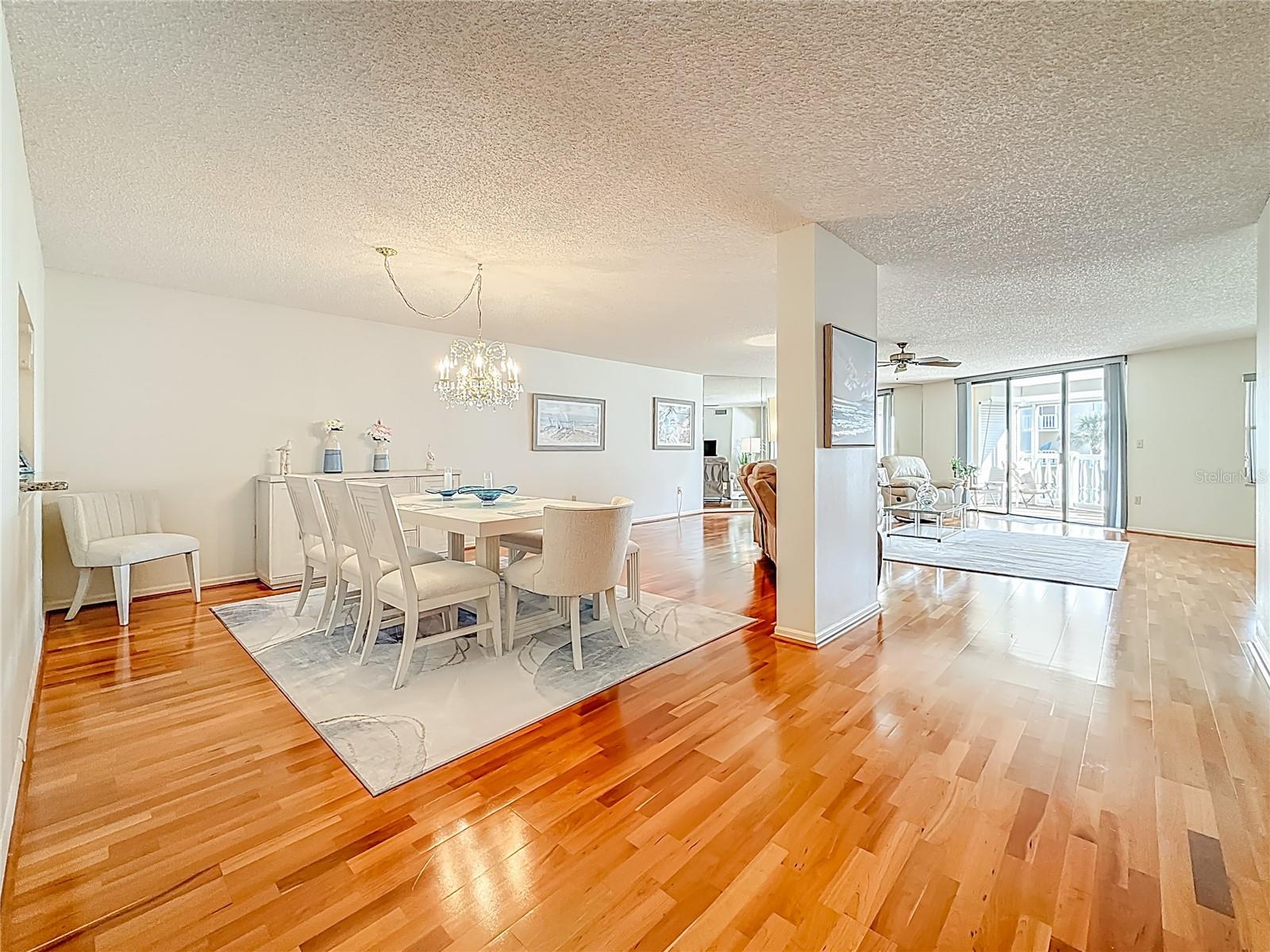 SILVER SANDS - Residential