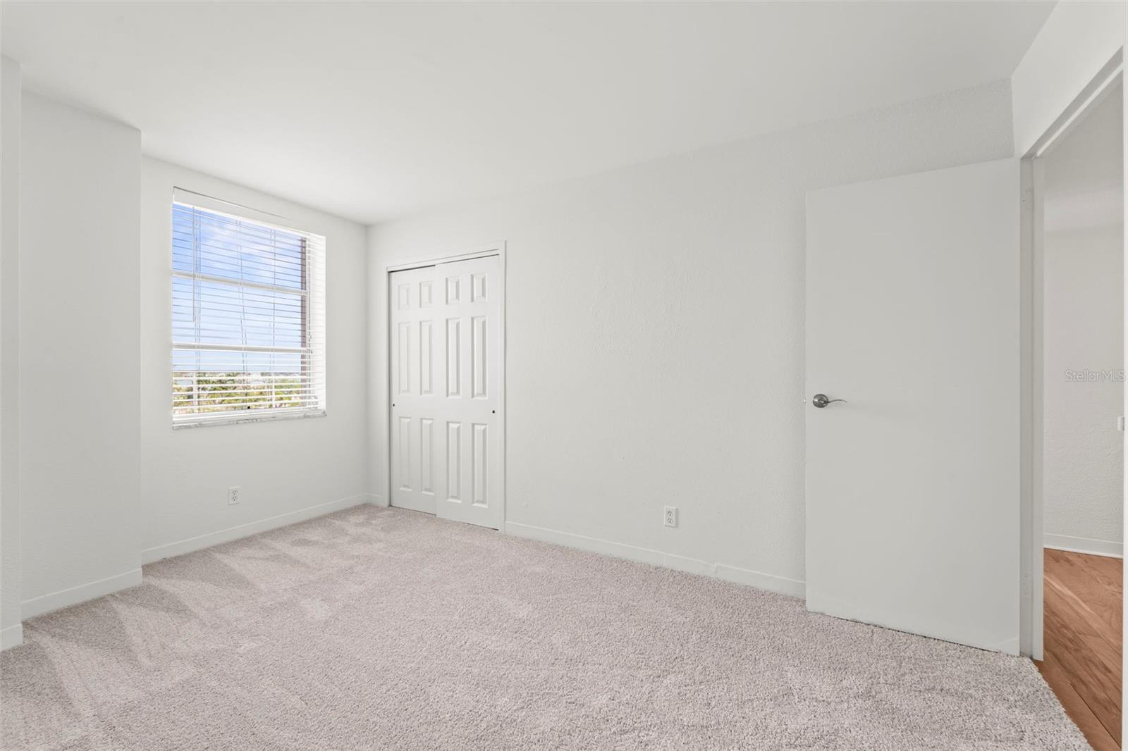 PARADISE ISLAND TOWERS CONDO - Residential