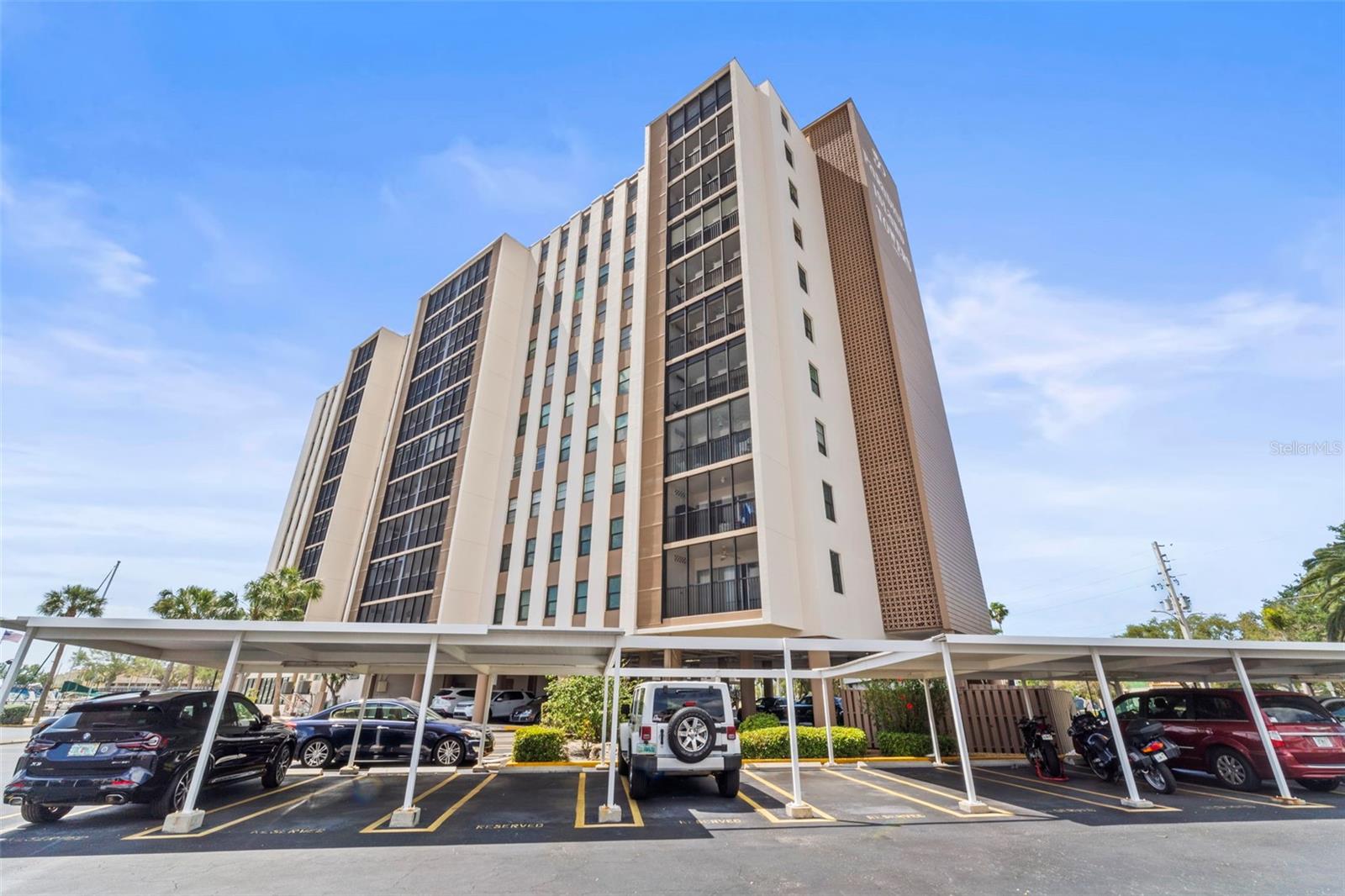 PARADISE ISLAND TOWERS CONDO - Residential