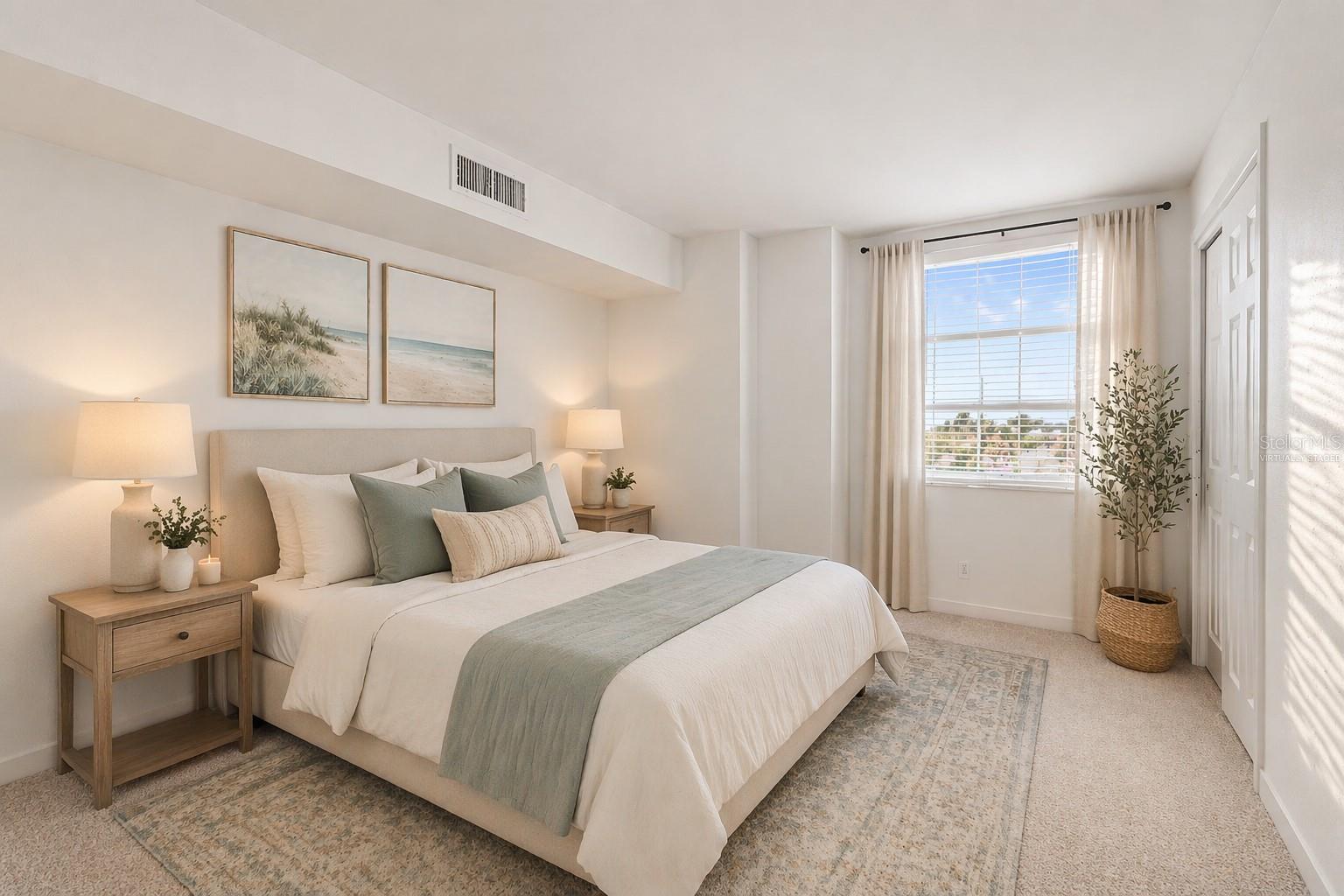 PARADISE ISLAND TOWERS CONDO - Residential