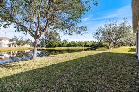 A home in ELLENTON