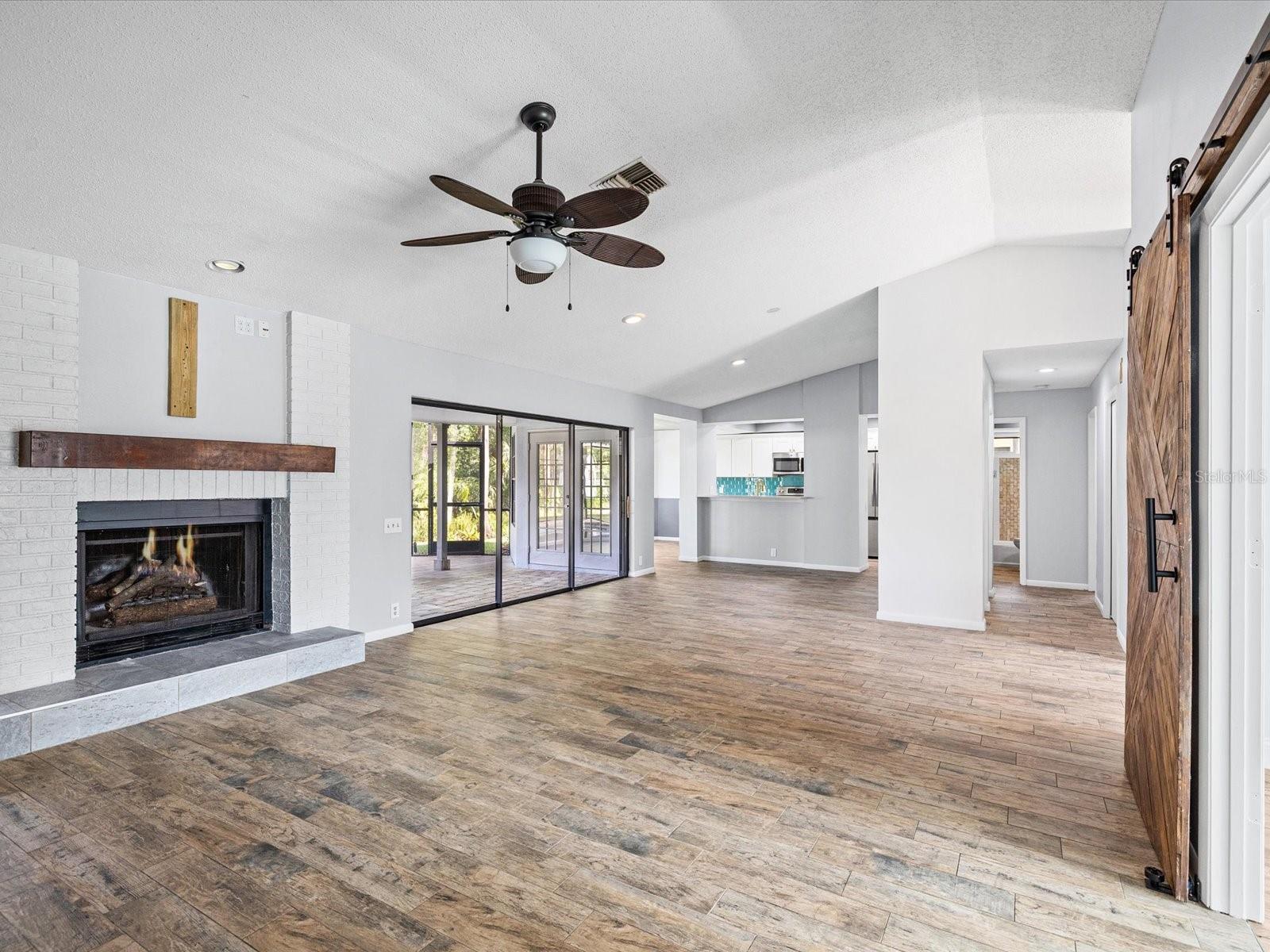 FAIRWAY SPGS - Residential