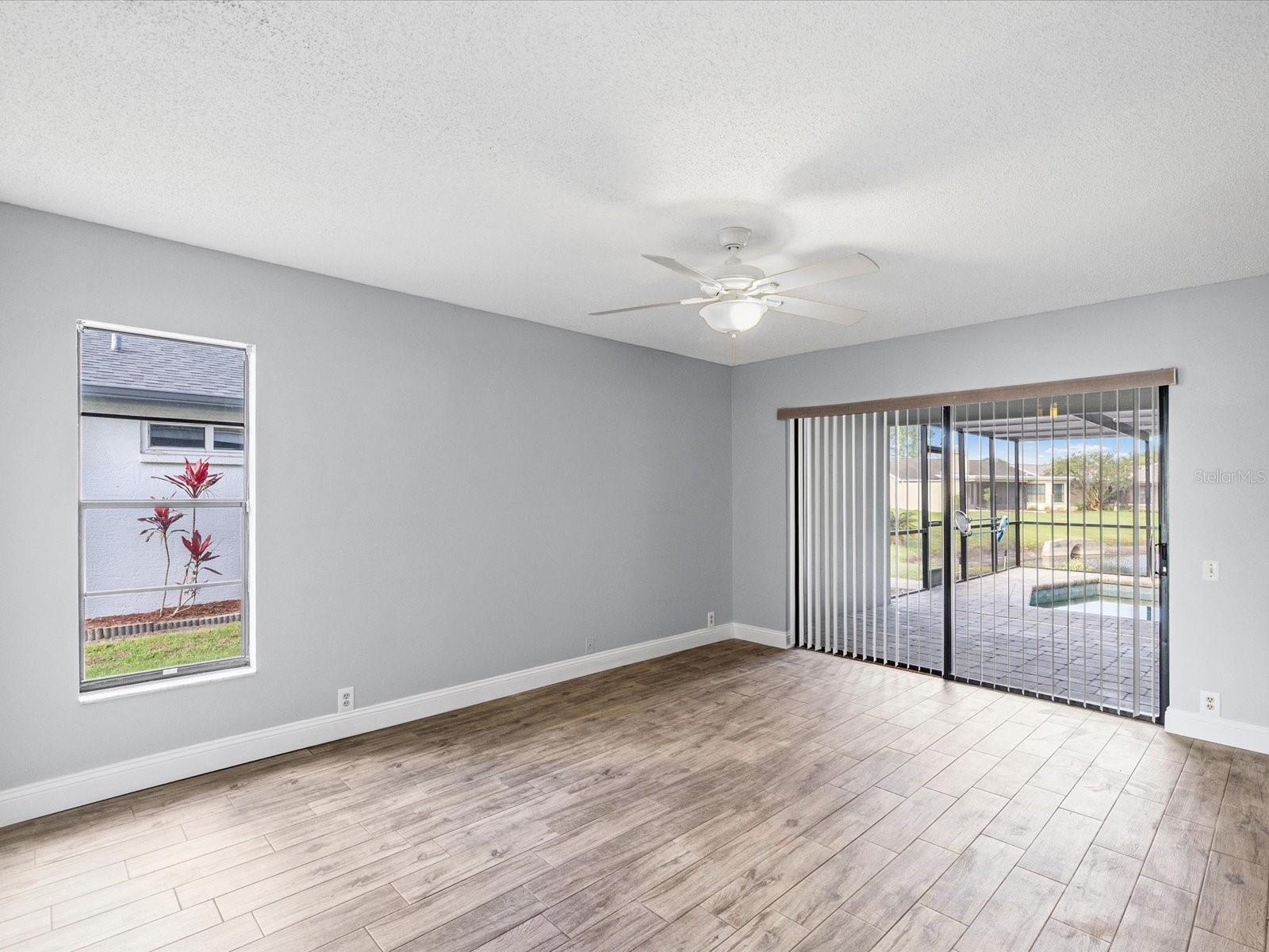 FAIRWAY SPGS - Residential