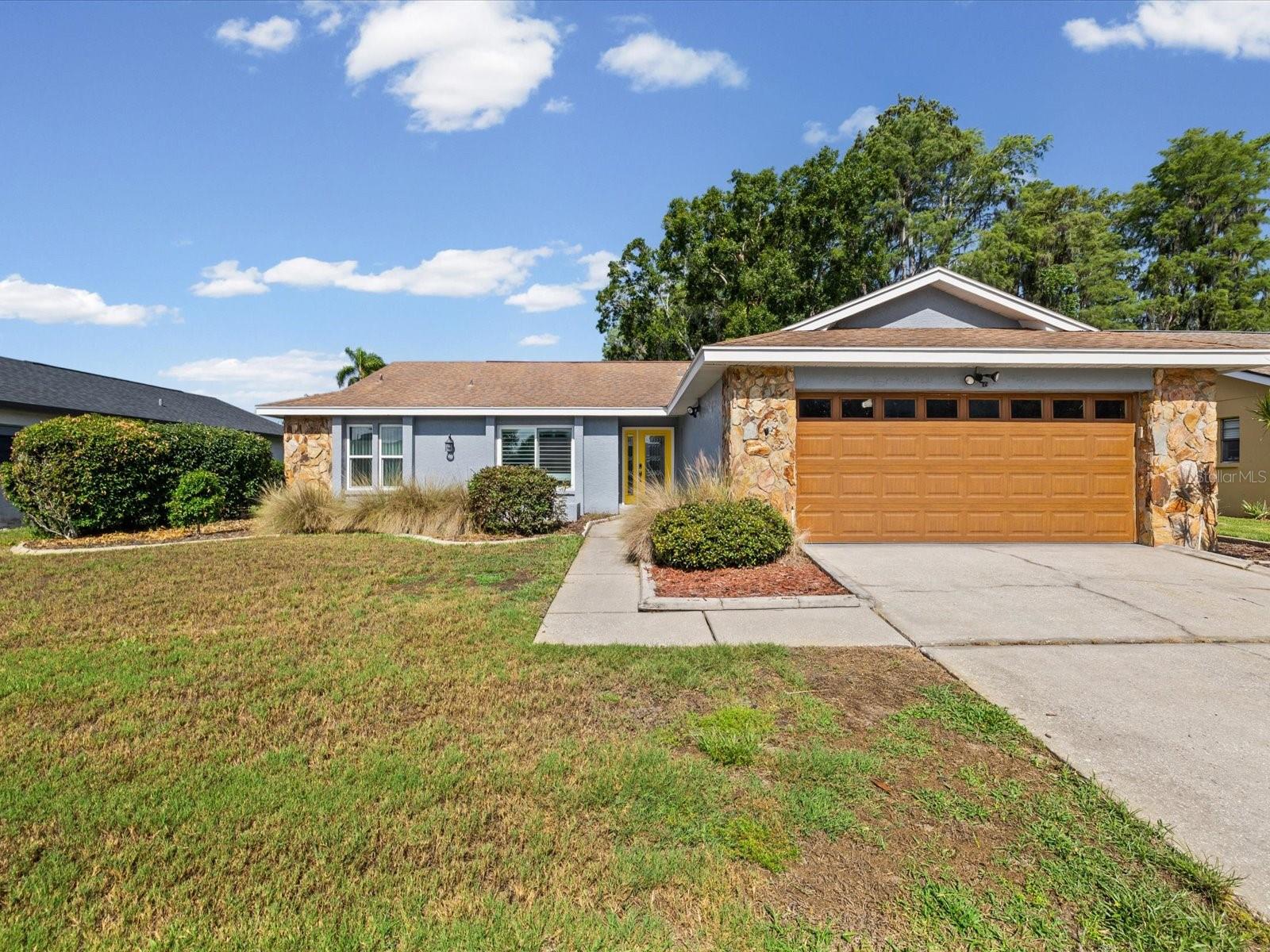 FAIRWAY SPGS - Residential