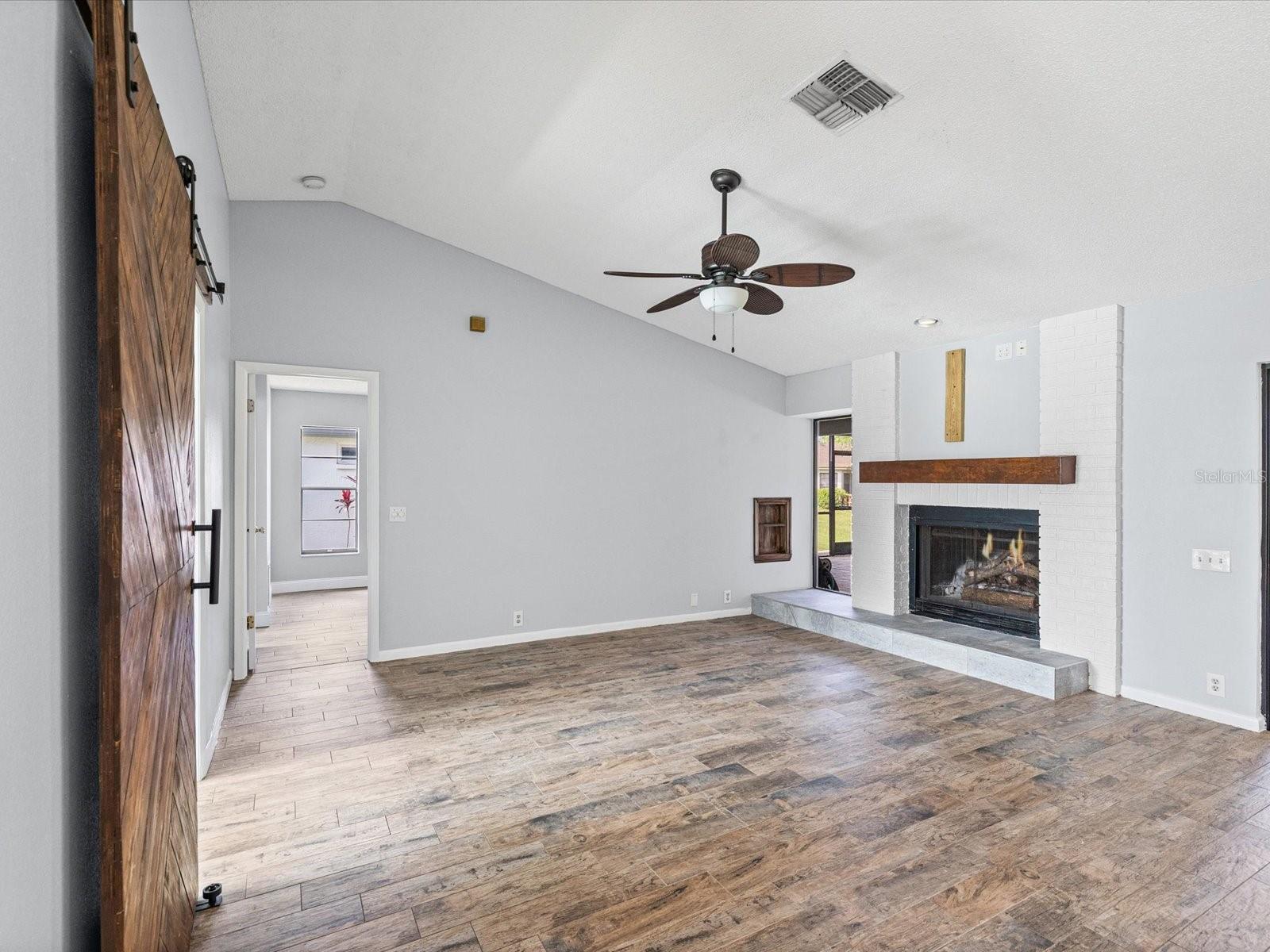 FAIRWAY SPGS - Residential
