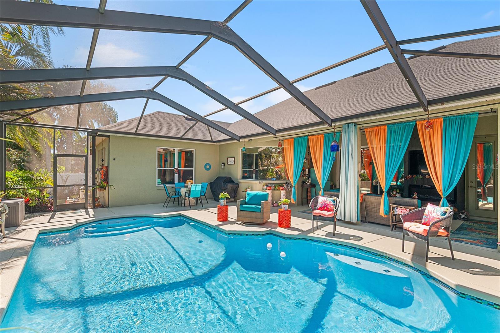 HILLS ARIETTA - Residential