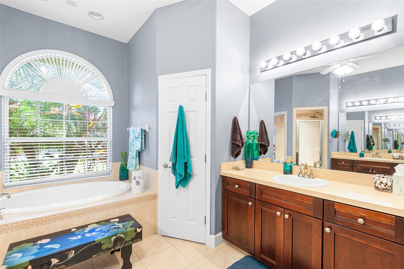 HILLS ARIETTA - Residential