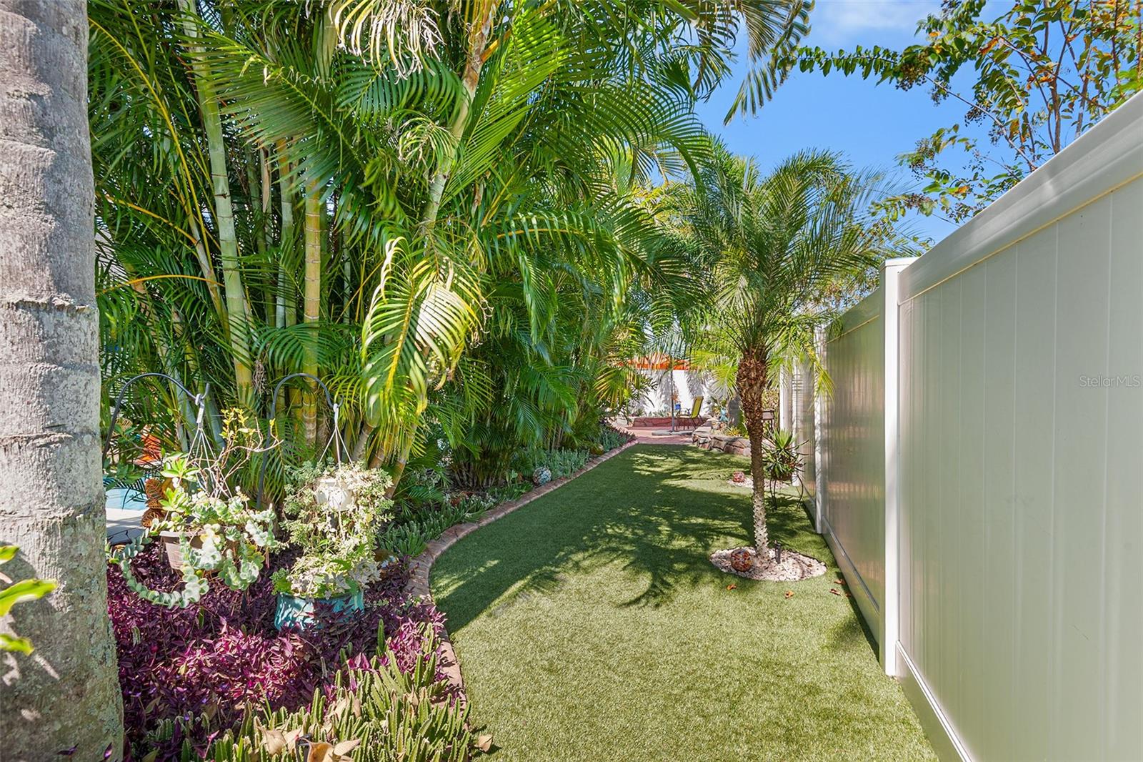 HILLS ARIETTA - Residential