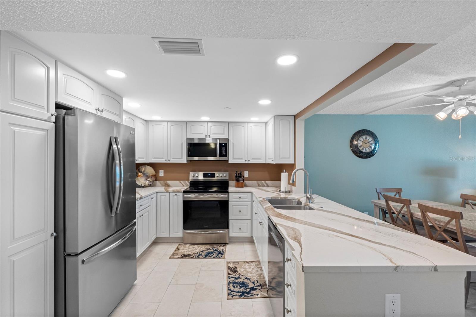 SAND CASTLE II CONDO - Residential