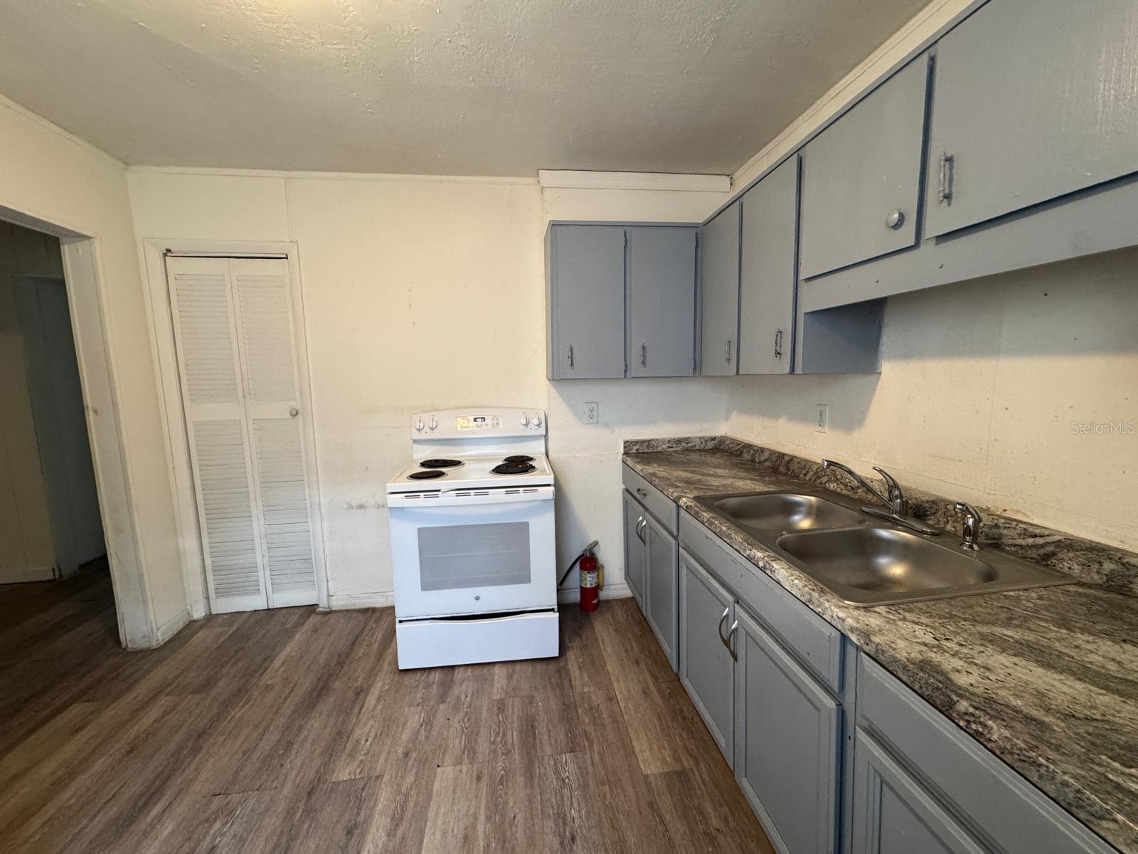 ANGEBILT ADD - Residential Lease