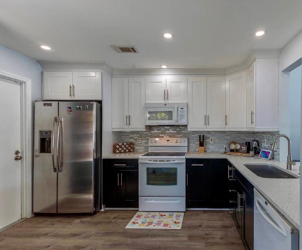 CYPRESS LAKES PH 3 - Residential