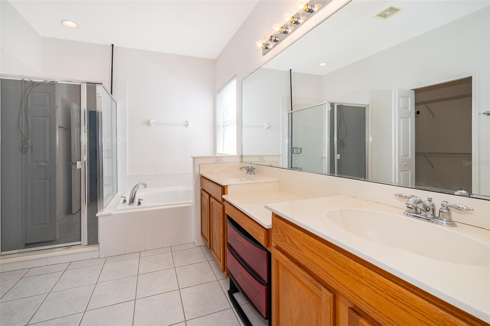 KENMURE - Residential Lease