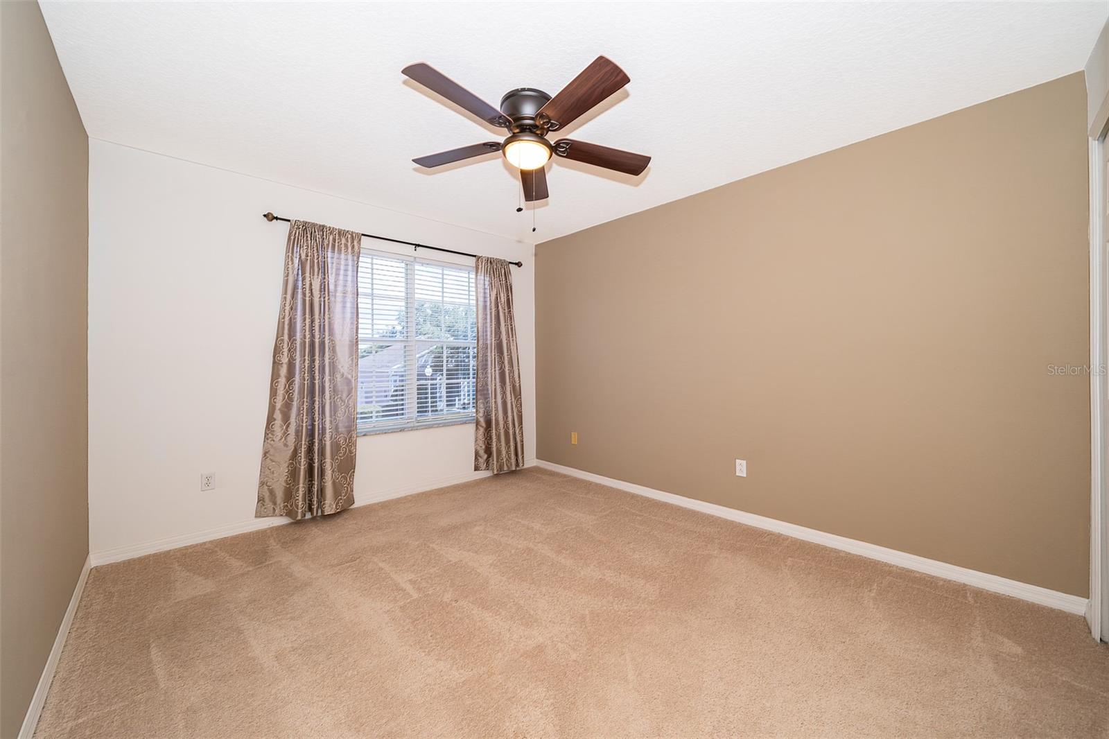 KENMURE - Residential Lease