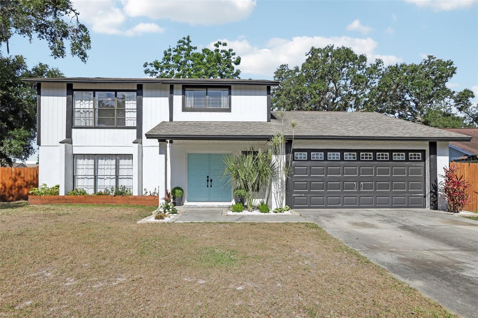 1502 CREEKBEND DRIVE