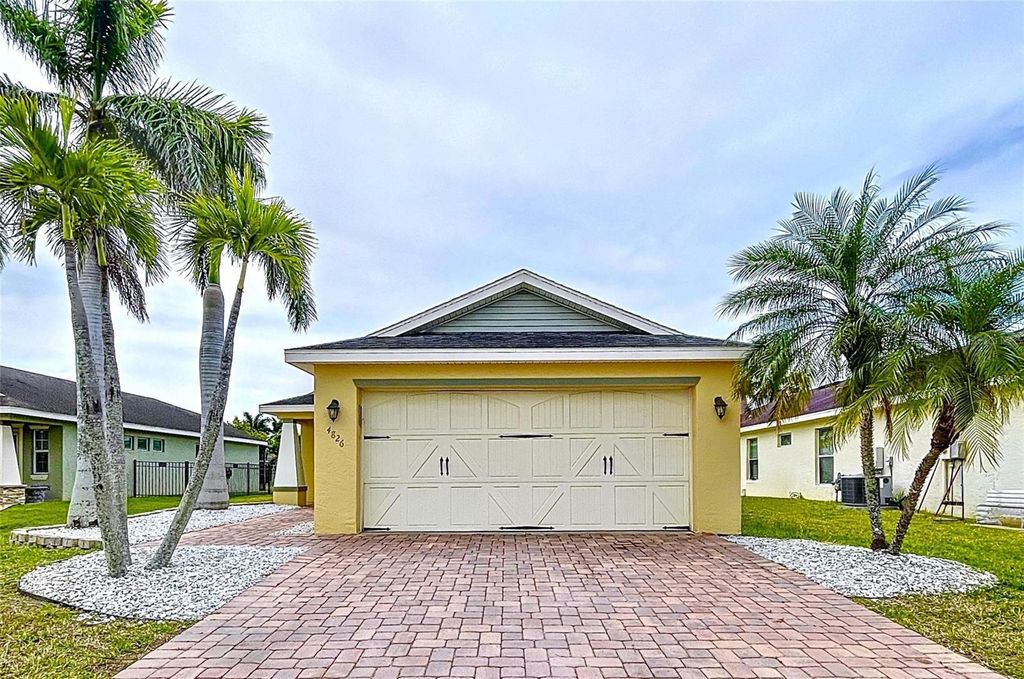 Photo of 4826 San Ortebello Drive, Bradenton, FL 34208 (MLS # A4650460)