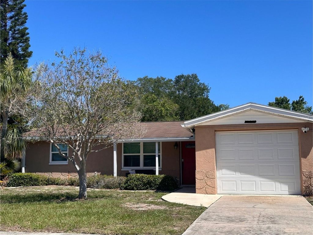 Photo of 12913 103rd Way, Largo, FL 33773 (MLS # TB8452264)