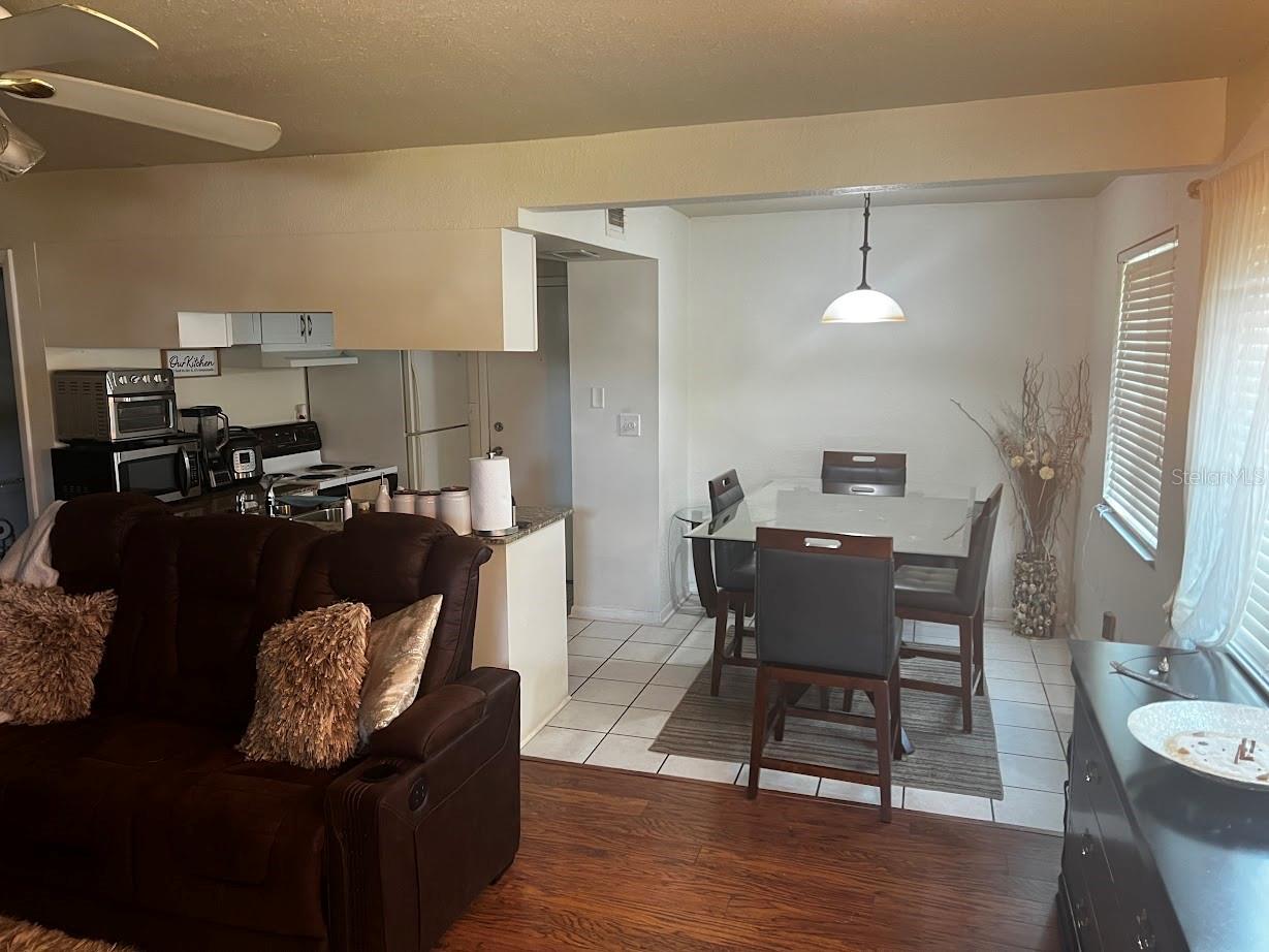 PINE SHADOWS CONDO PH 02 - Residential