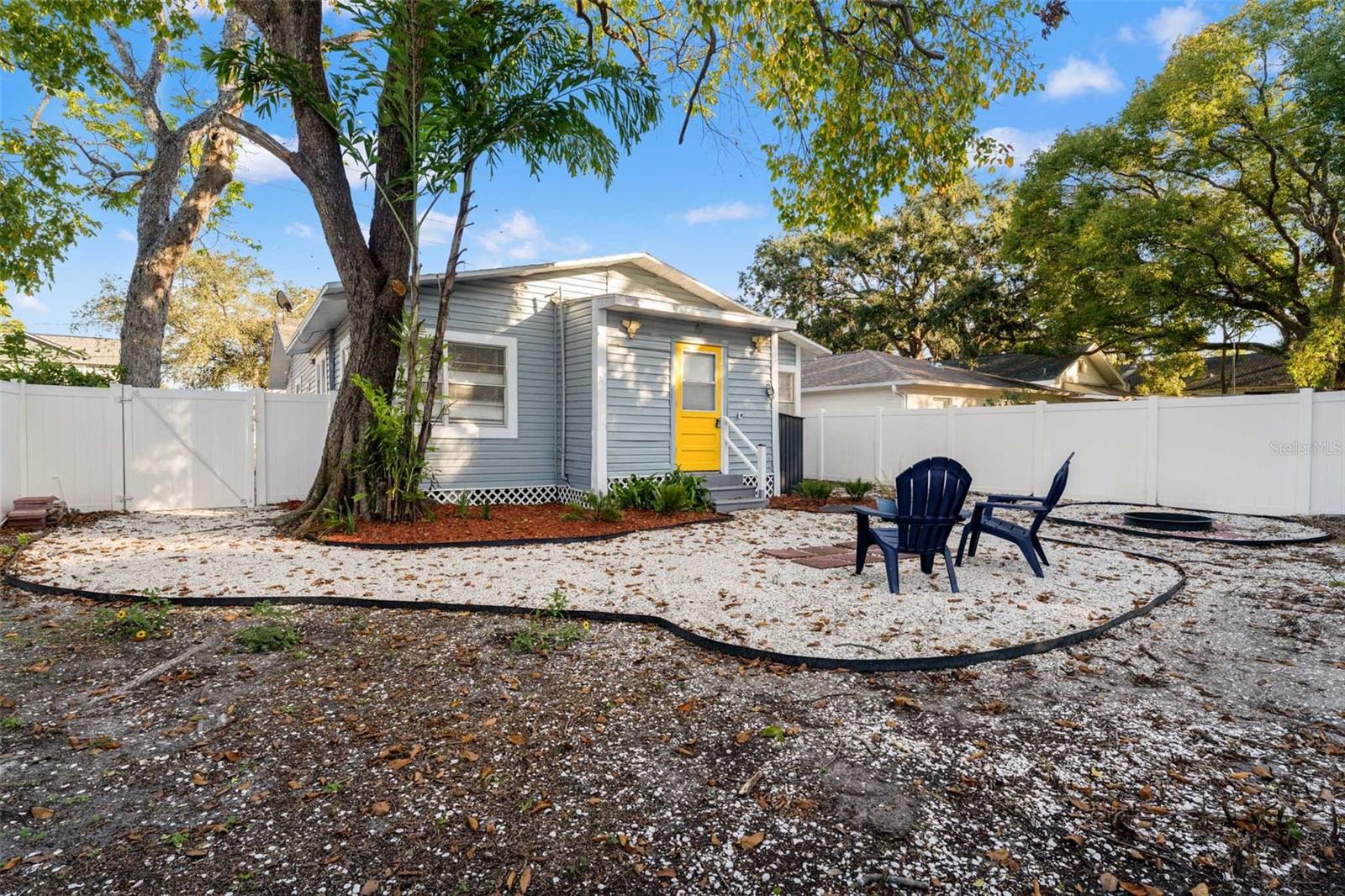 BUNGALOW PARK - Residential