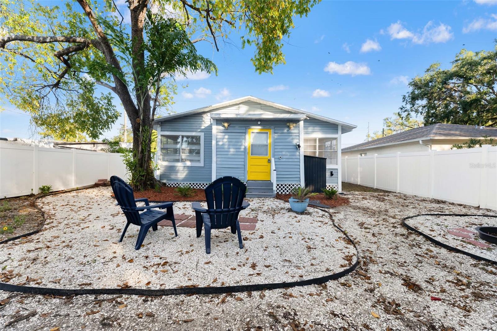 BUNGALOW PARK - Residential