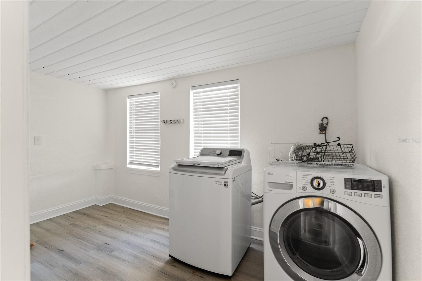 BUNGALOW PARK - Residential