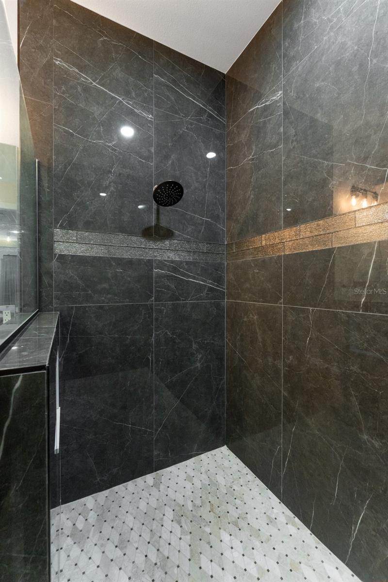 MIRABAY PH 2A-3 - Residential