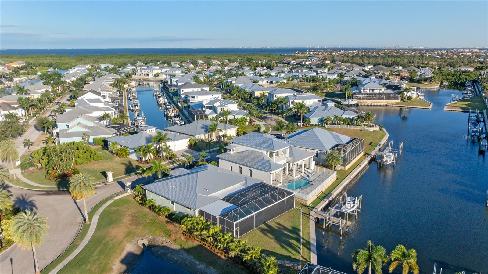 MIRABAY PH 2A-3 - Residential