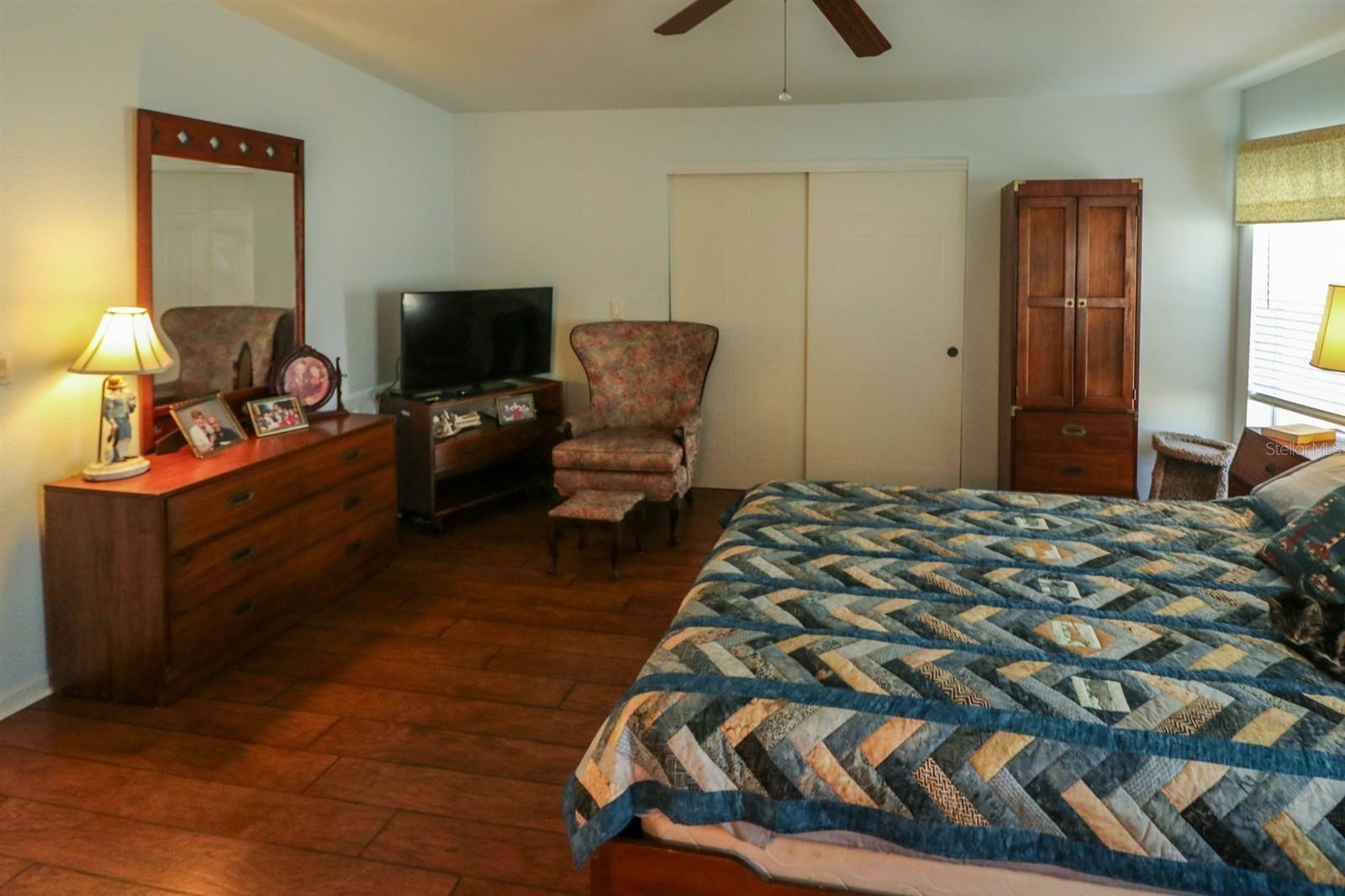 LAKEWOOD VILLAGE - Residential