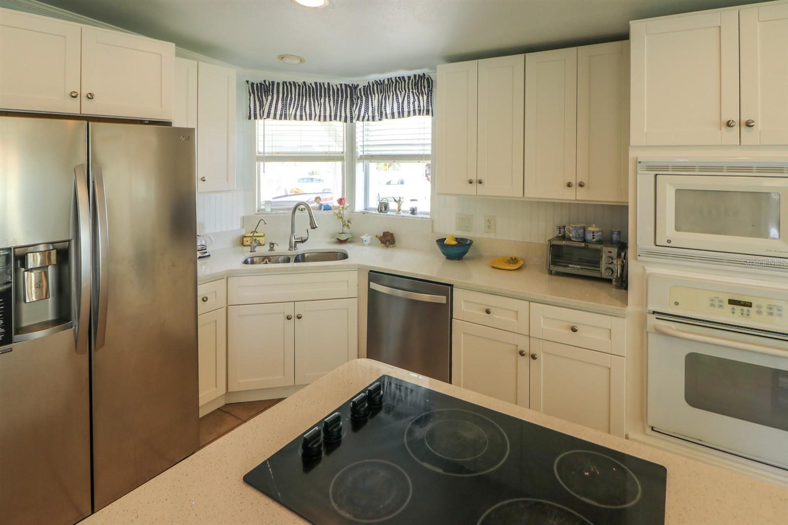 LAKEWOOD VILLAGE - Residential