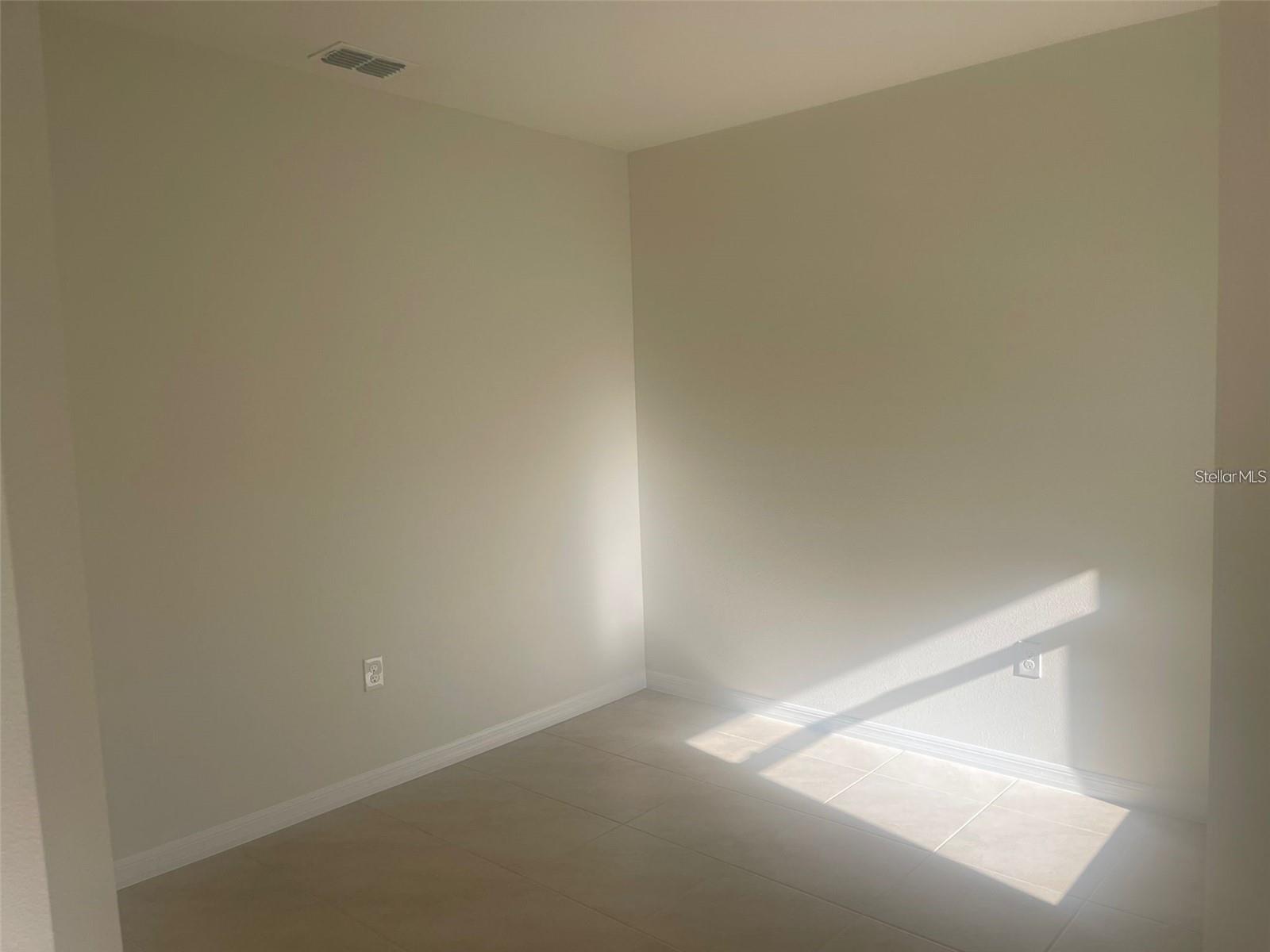 2738 SUNKISSED DRIVE