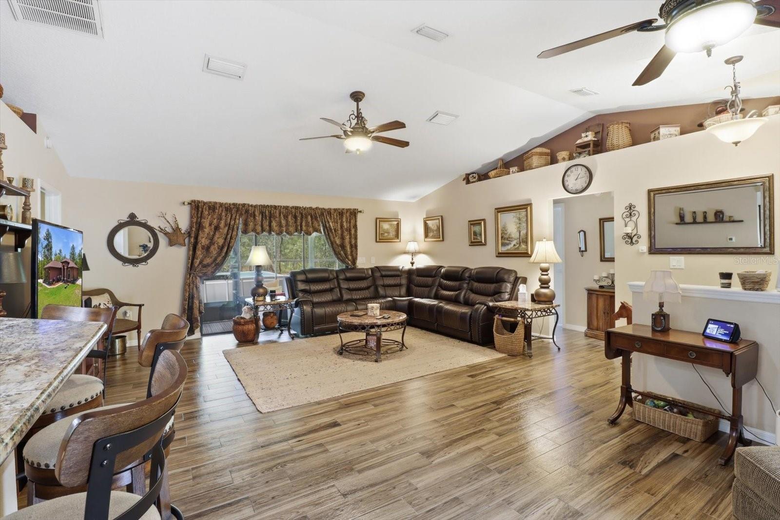 ROYAL HIGHLANDS UNIT 8 - Residential