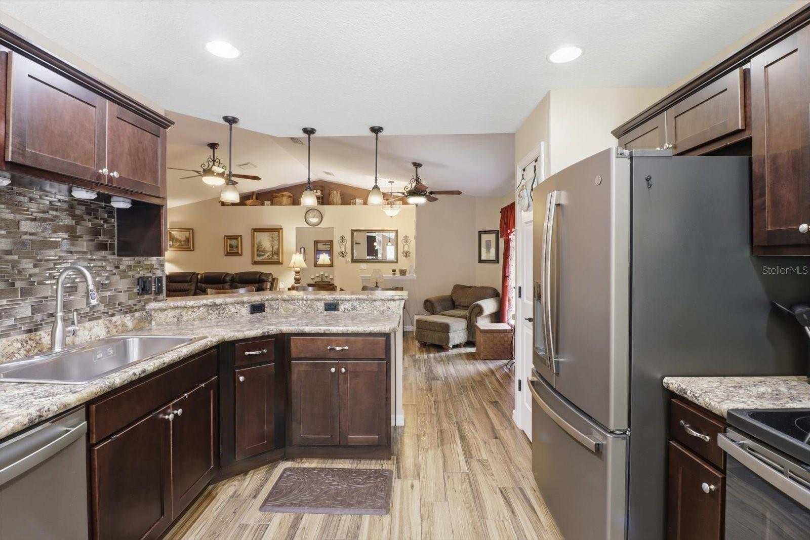 ROYAL HIGHLANDS UNIT 8 - Residential