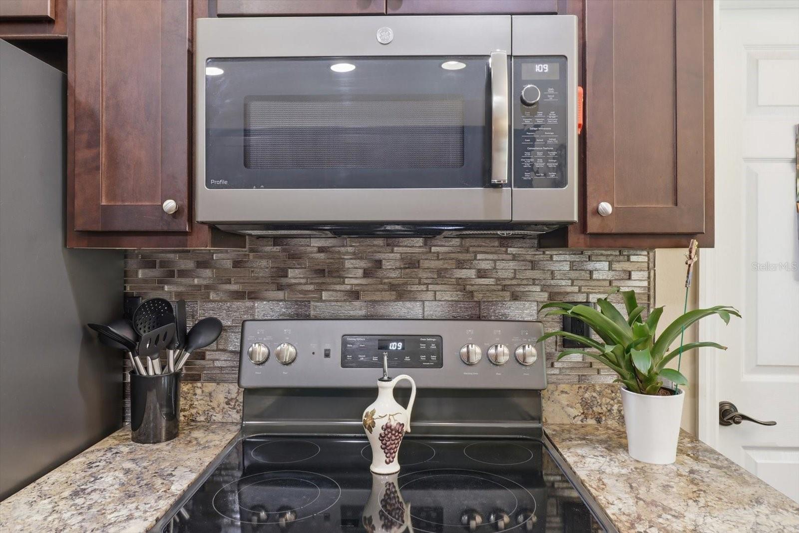 ROYAL HIGHLANDS UNIT 8 - Residential