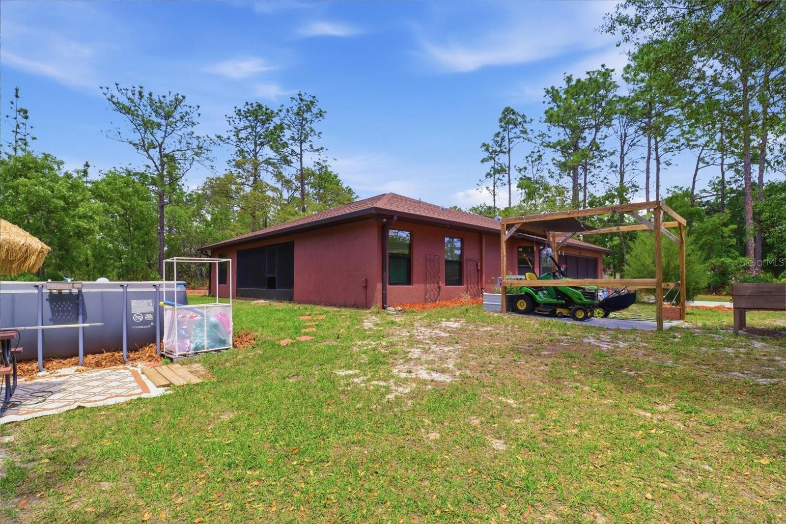 ROYAL HIGHLANDS UNIT 8 - Residential