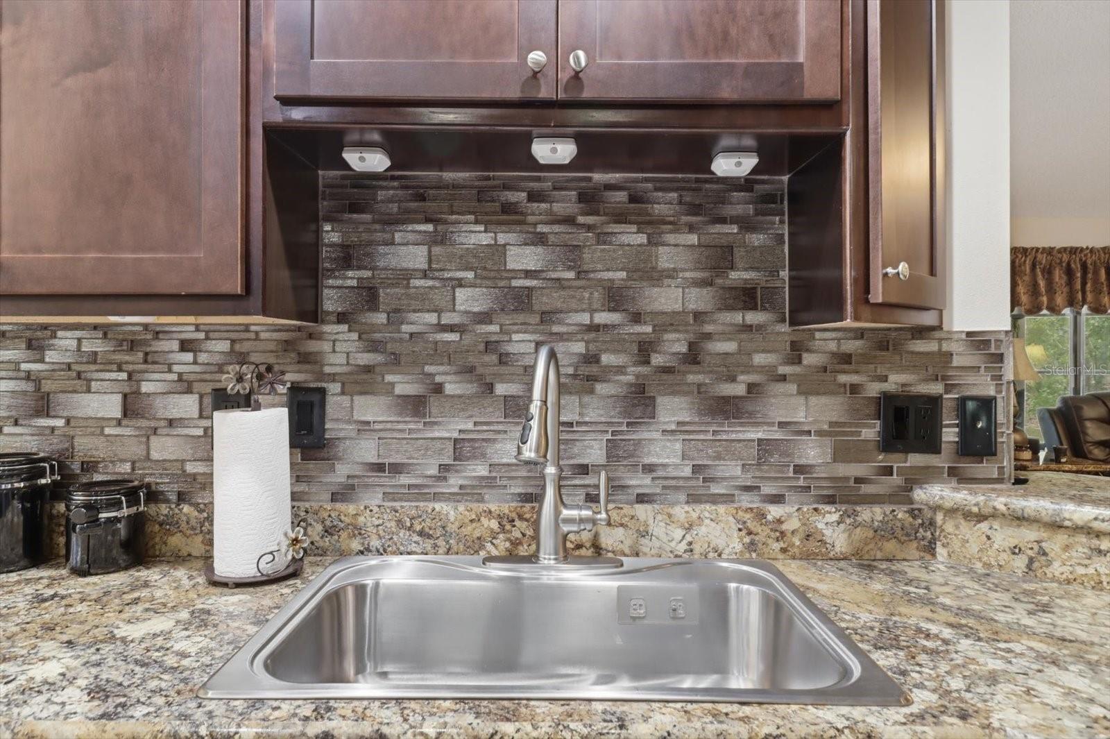 ROYAL HIGHLANDS UNIT 8 - Residential