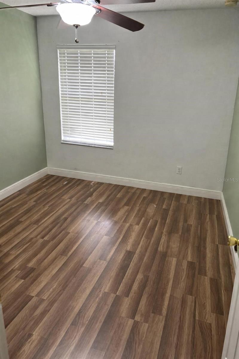 ENCLAVE/MOSS PARK - Residential Lease