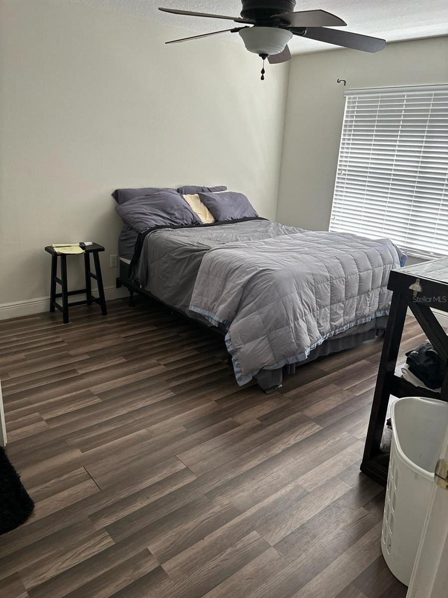 ENCLAVE/MOSS PARK - Residential Lease