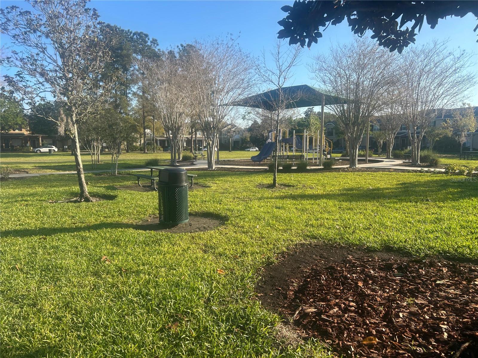 ENCLAVE/MOSS PARK - Residential Lease