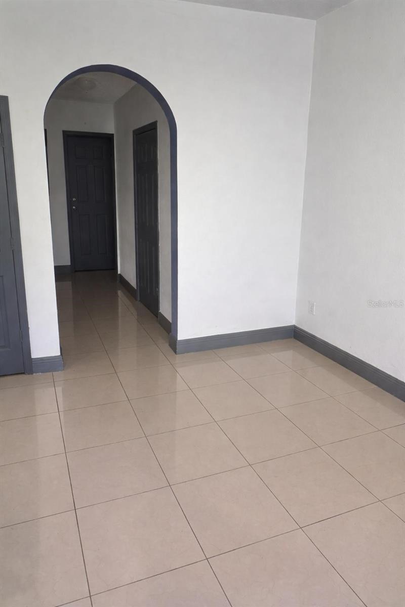 ENCLAVE/MOSS PARK - Residential Lease