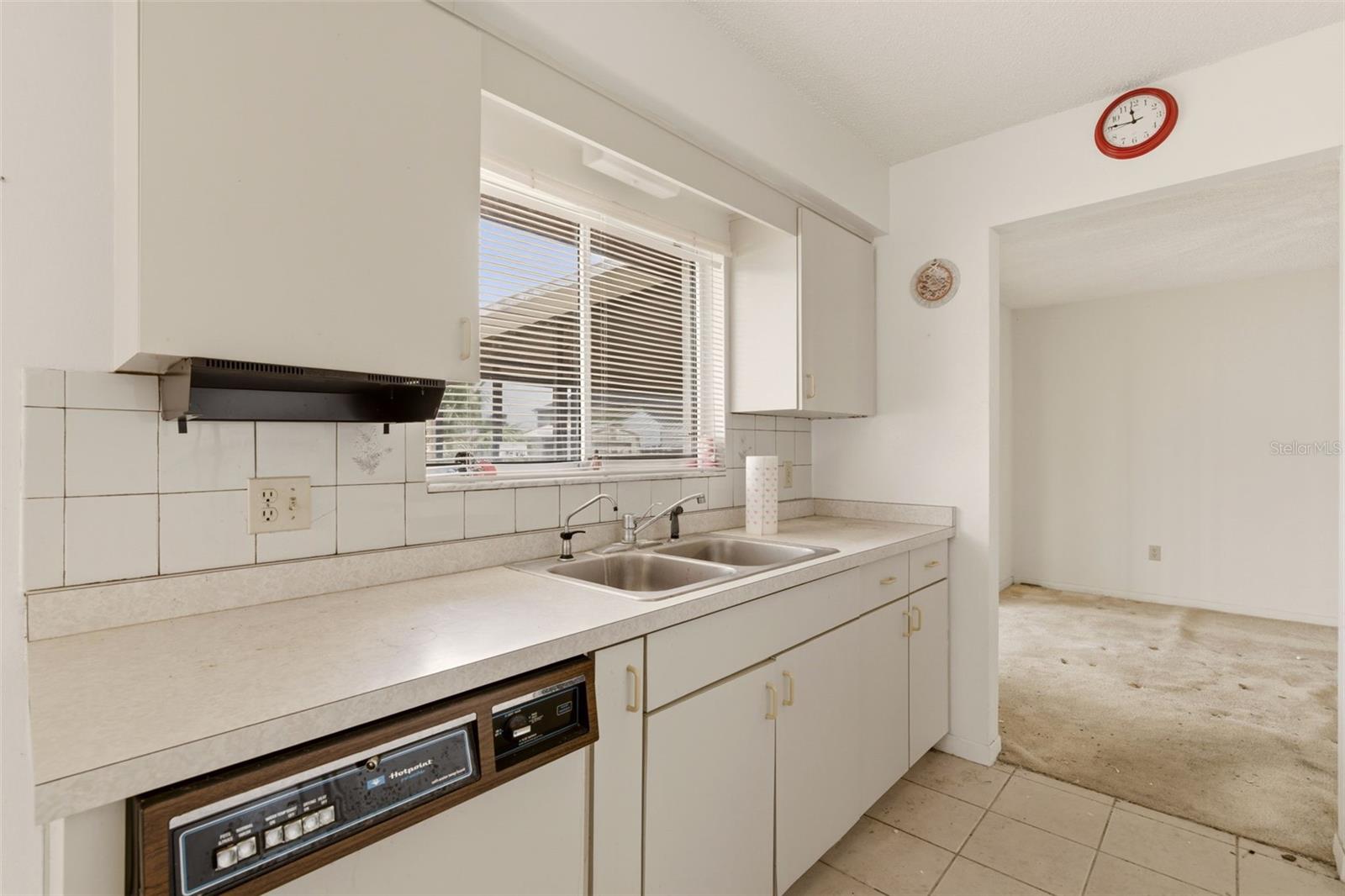 DELTONA LAKES UNIT 13 - Residential