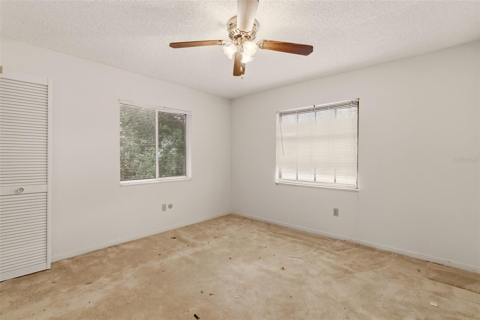 DELTONA LAKES UNIT 13 - Residential