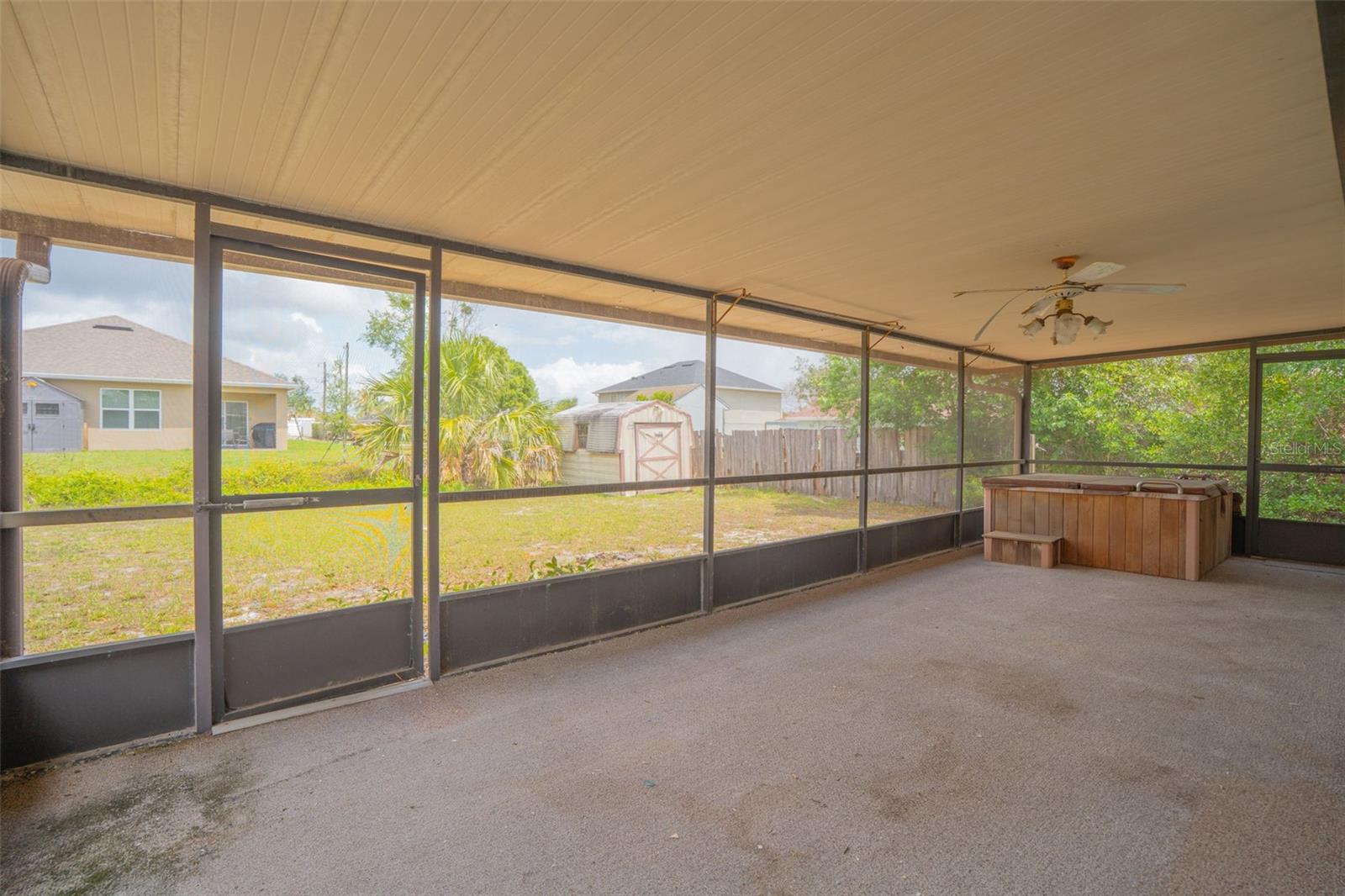 DELTONA LAKES UNIT 13 - Residential