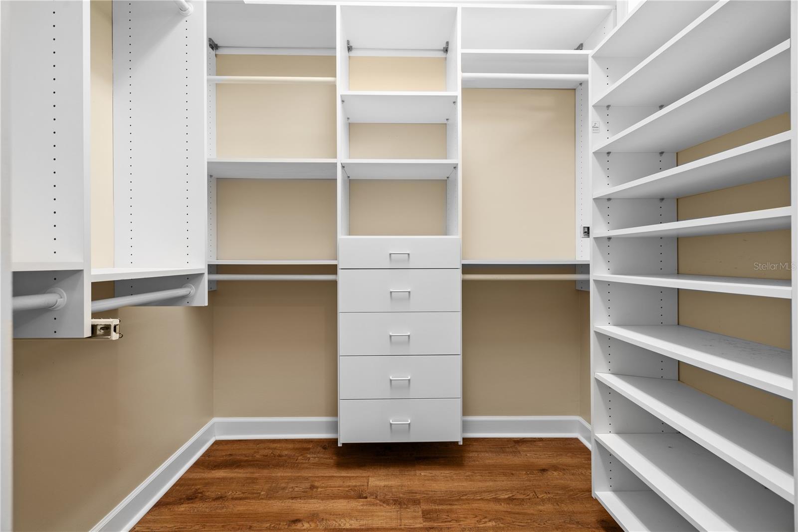 PINELLAS FARMS - Residential