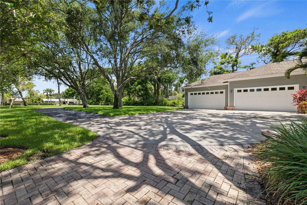 Photo of 6363 Burning Tree Drive, Seminole, FL 33777 (MLS # TB8458123)