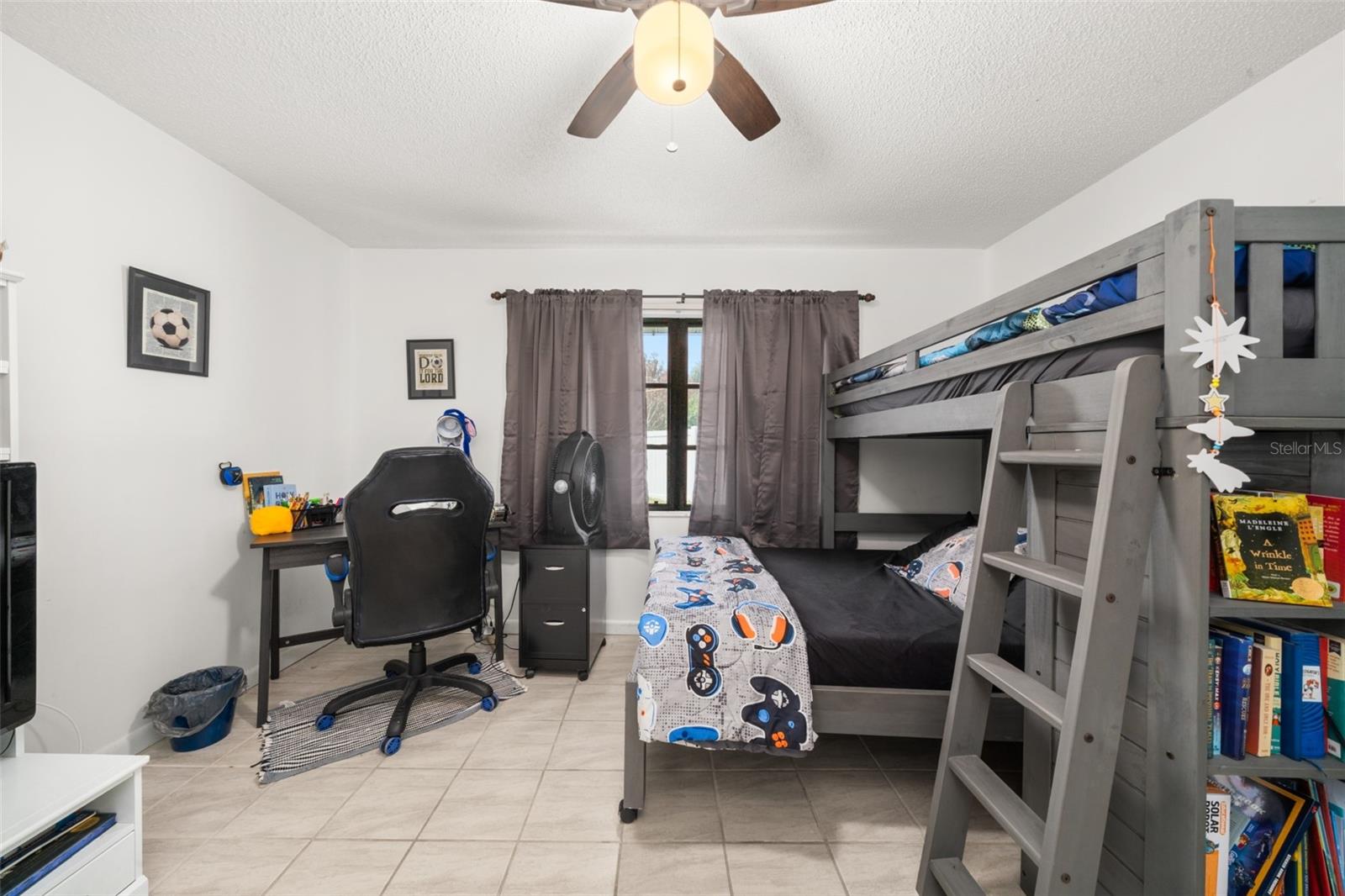 LAKE HAVEN ESTATES - Residential