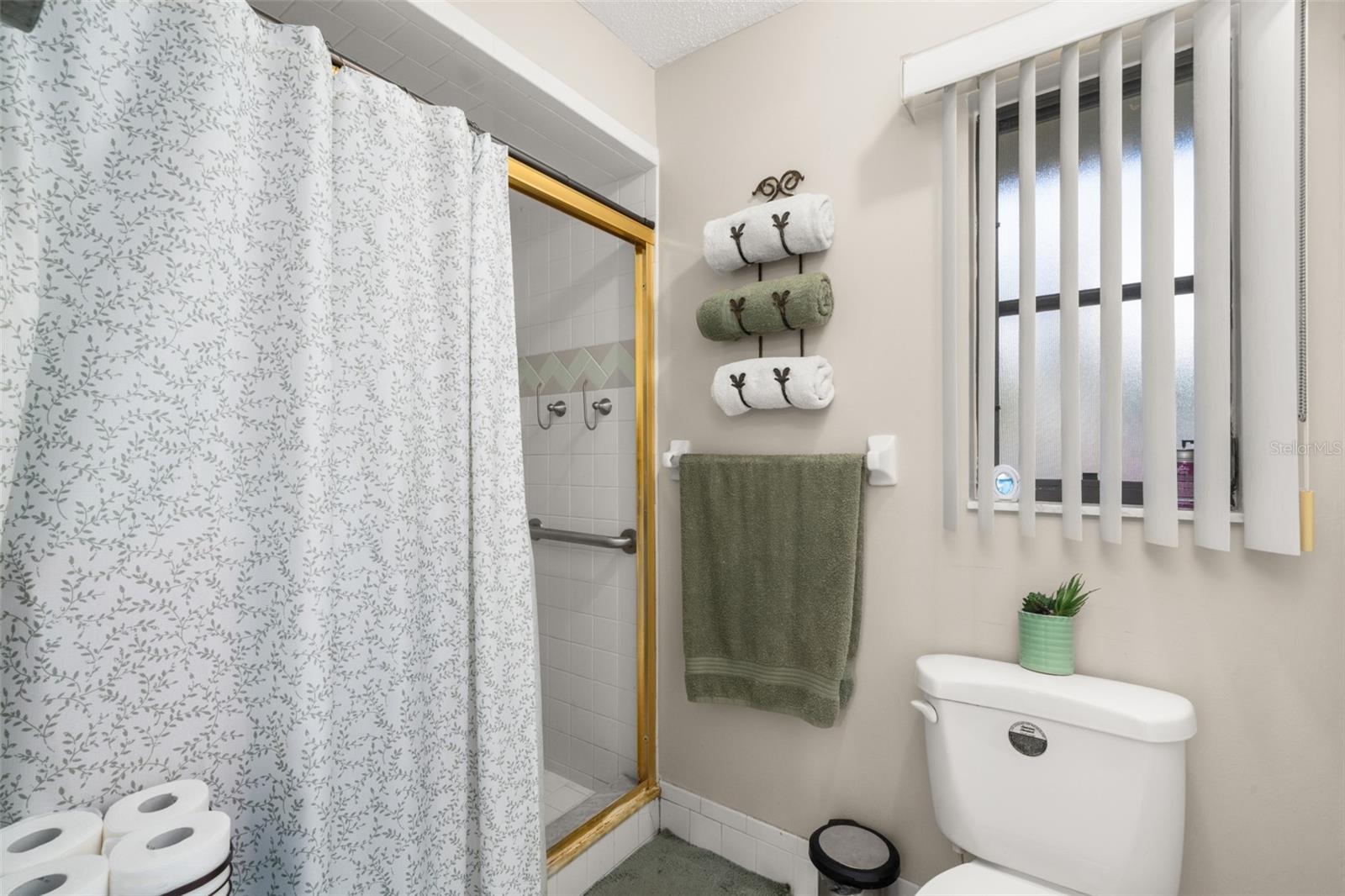 LAKE HAVEN ESTATES - Residential