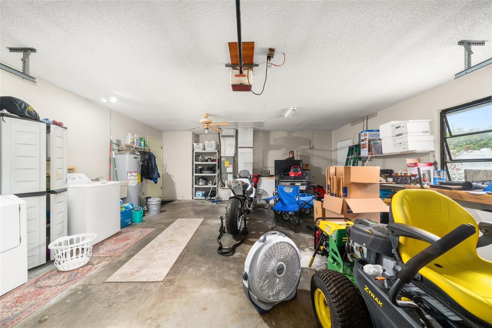 LAKE HAVEN ESTATES - Residential