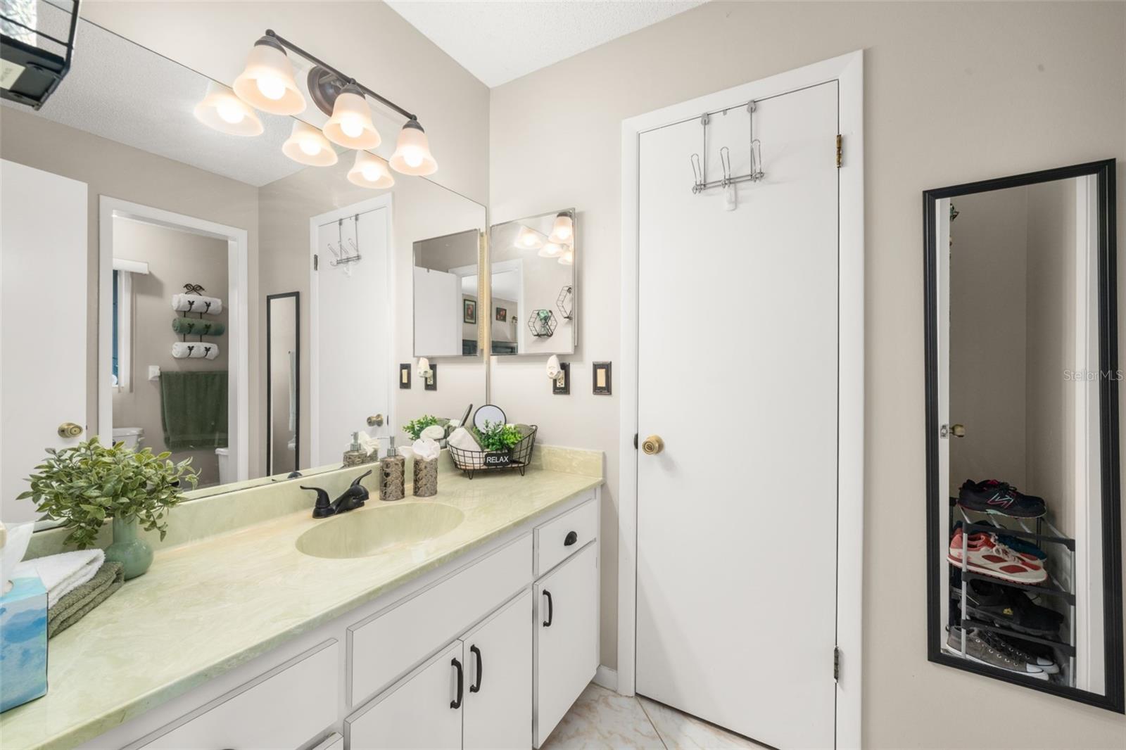 LAKE HAVEN ESTATES - Residential