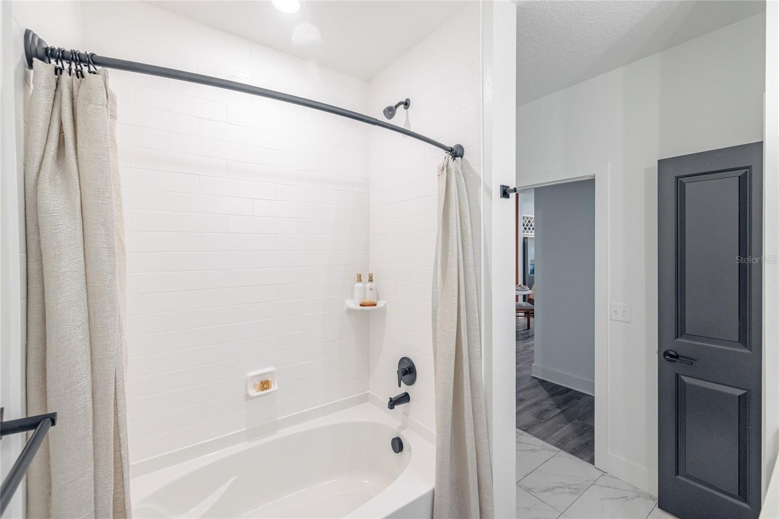 THE ROW WATERSIDE - Residential Lease