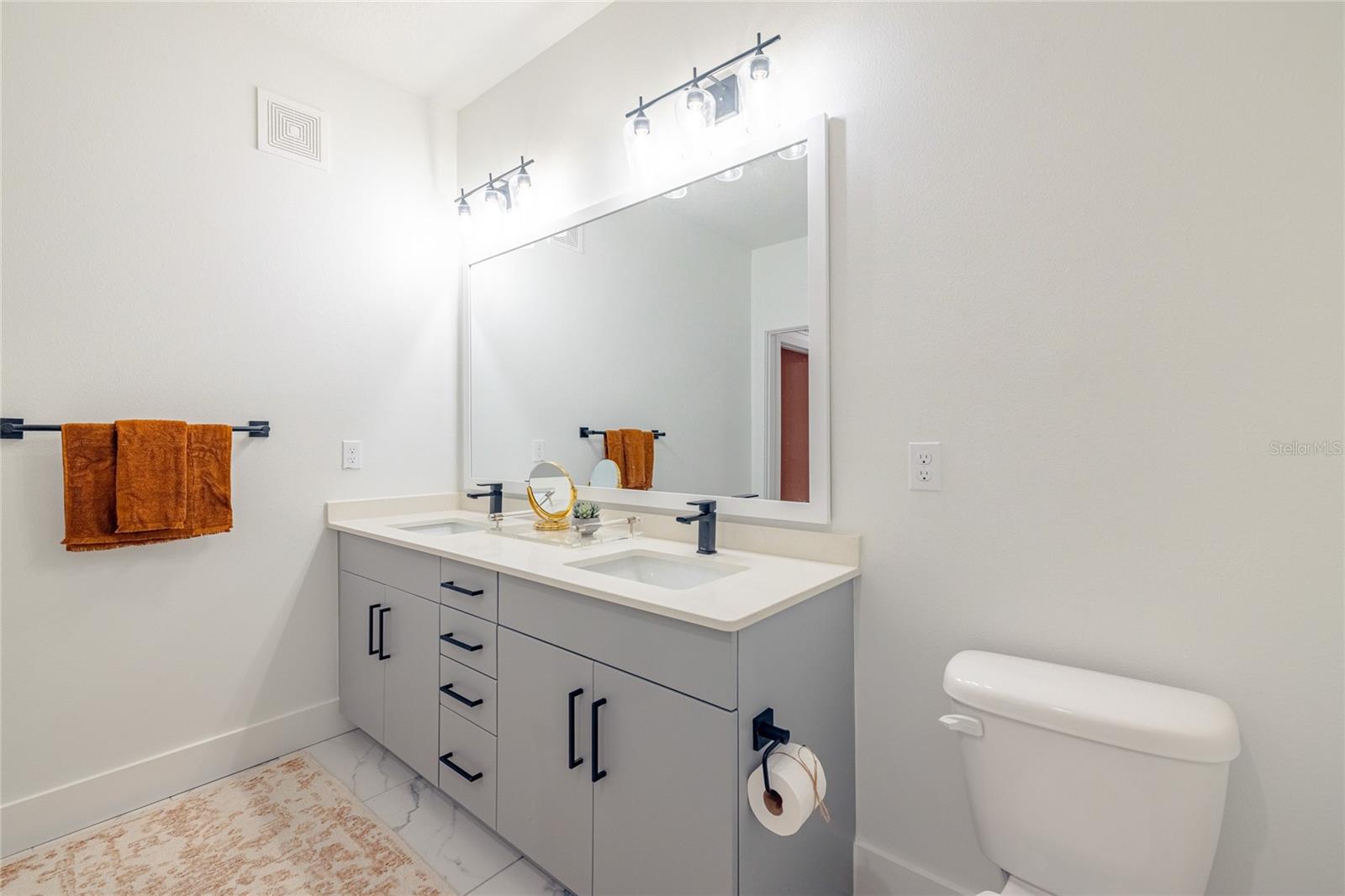 THE ROW WATERSIDE - Residential Lease